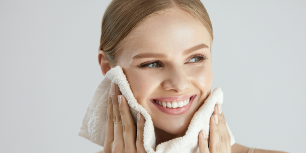 Limpieza facial con cosmética ecológica
